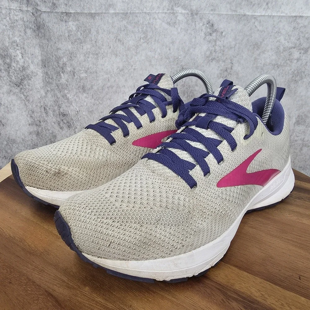 Brooks Revel‎ 5 Running Shoes Womens 9 B White Sneakers Trainers 1203611B193